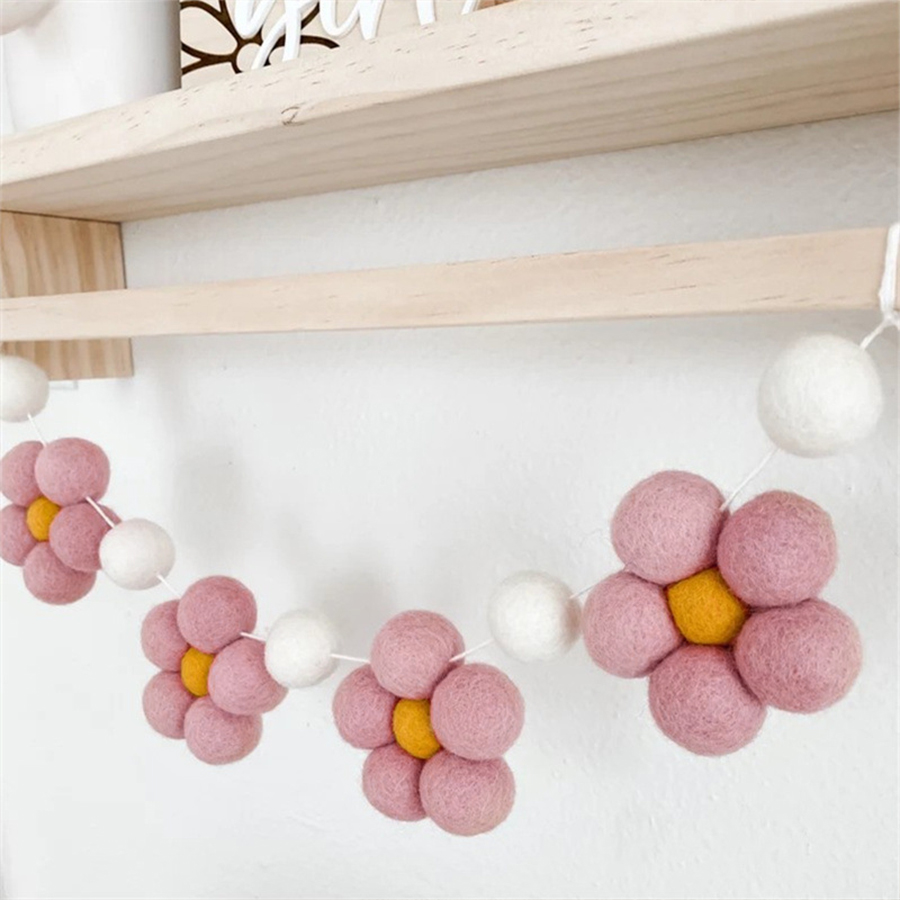 إكليل زهور الأقحوان المصنوع يد - مراجعة Baby Nursery Garland وسعره
