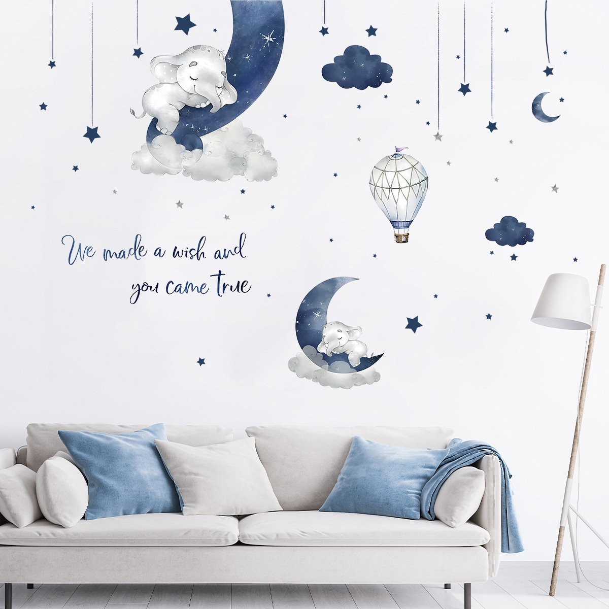 ملصقات حائط على شكل نجوم القمر - مراجعة Baby Nursery Wall Mural وسعره