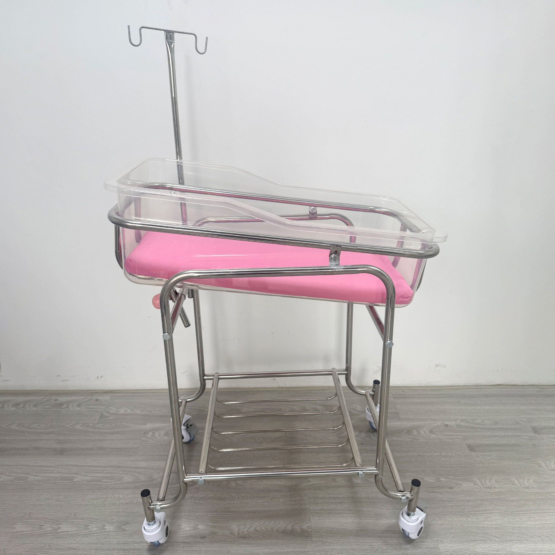 عربة أطفال من الفولاذ المقاوم  - مراجعة Baby Nursery Trolley وسعره