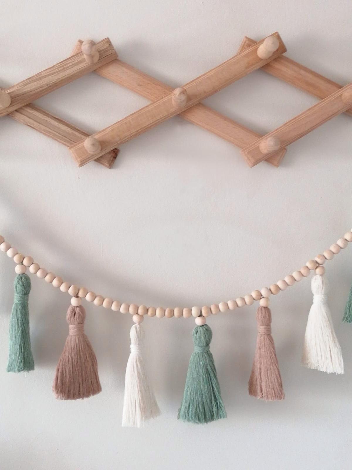 شرابة مكرمية إكليل ، ديكور طفل - مراجعة Baby Nursery Garland وسعره