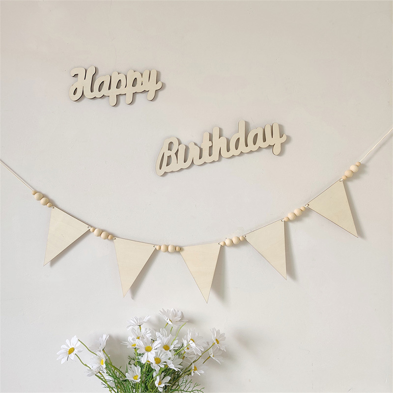 غرفة الطفل جارلاند خشبية راية  - مراجعة Baby Nursery Garland وسعره